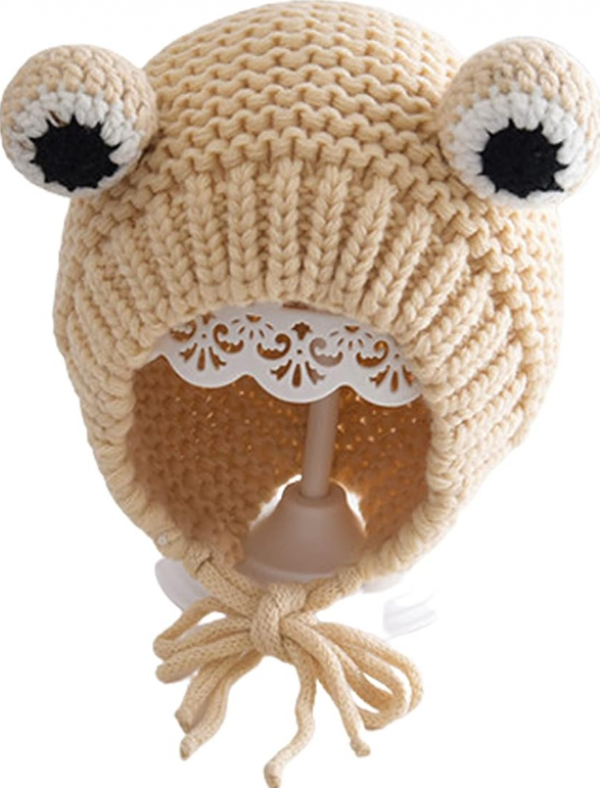 Topi berbentuk hewan kartun